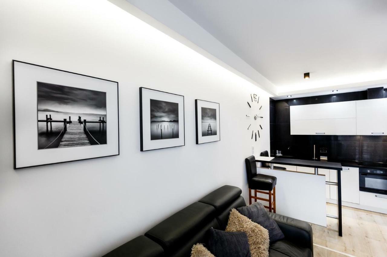Luxury Apartments Kielce Buitenkant foto