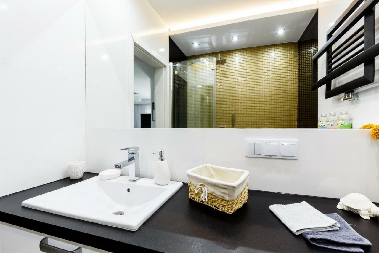Luxury Apartments Kielce Buitenkant foto